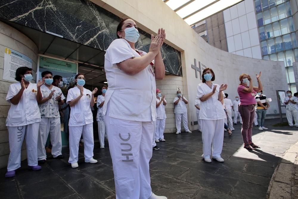 Minuto de silencio en el HUC