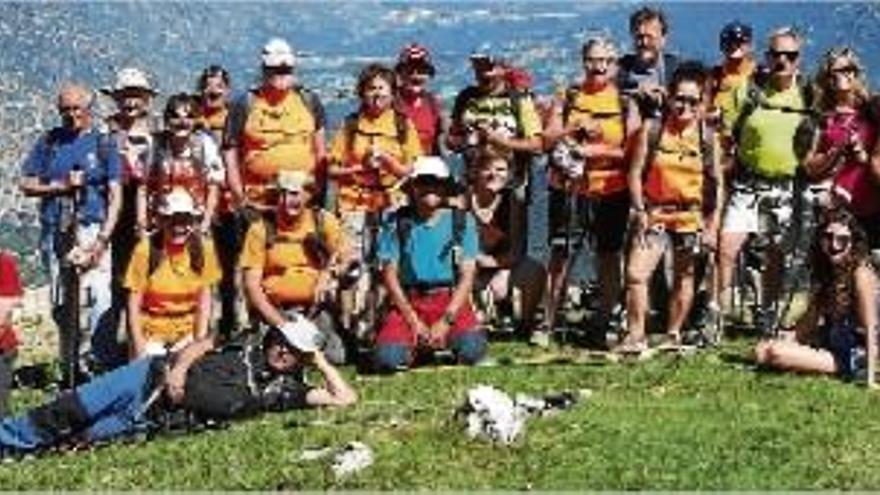 La Colla Excursionista de Vilanova del Camí fa una sortida per la serra de Boumort