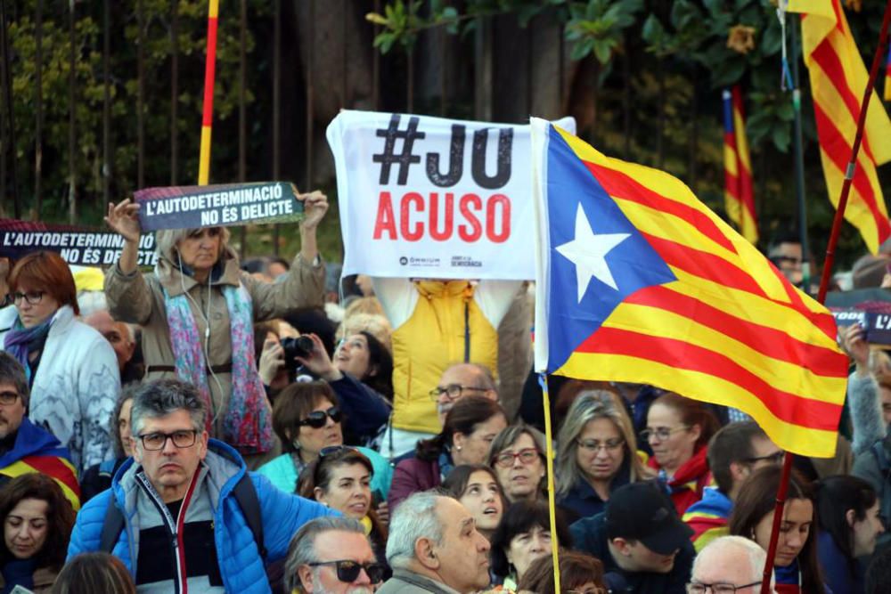 L'independentisme es manifesta a Barcelona en contra del judici del procés