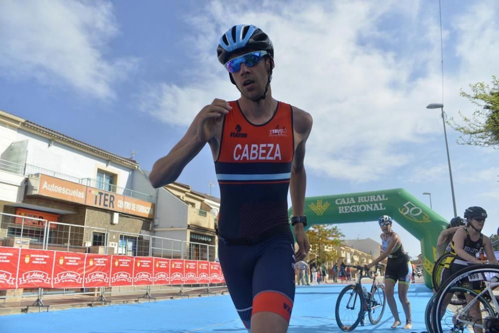 Llegada a la meta del Triatlón Villa de Fuente Álamo