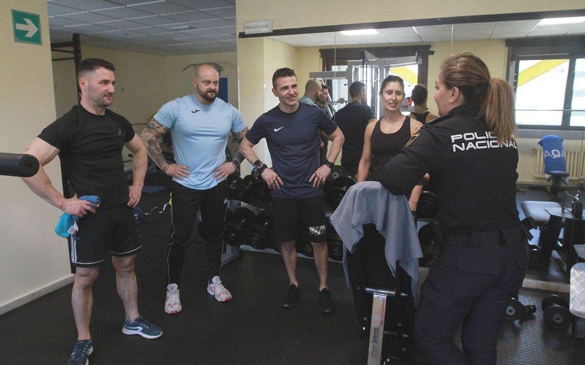 El gimnasio dentro de las
instalaciones, de la
agrupación de policías
Auriens. | // I.O.