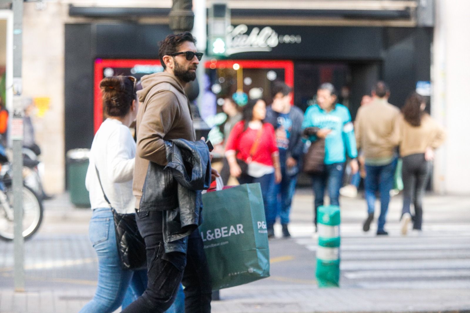 València, a rebosar con las compras de última hora