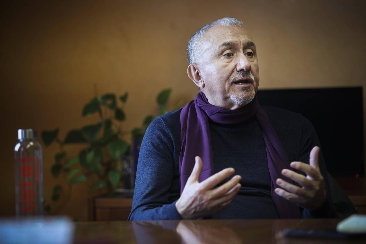 Pepe Álvarez, este jueves en la sede de UGT Asturias.