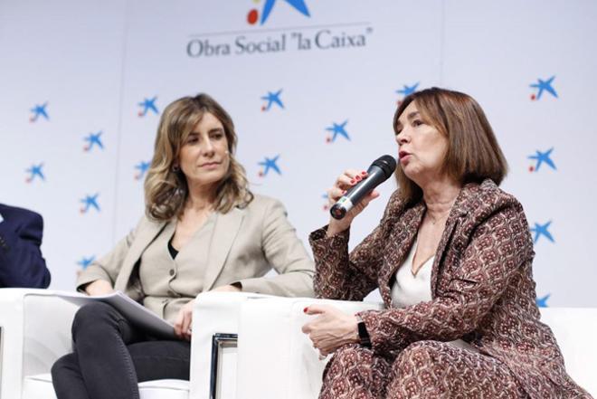 Charo Izquierdo, directora general de Revistas del Grupo Zeta Prensa Ibérica, junto a Begoña Gómez