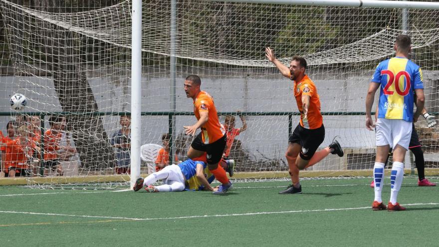 La Penya Independent amplía el dominio pitiuso en el ‘play-off’