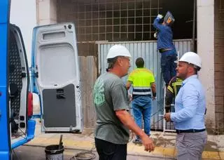 Arrecife pone en marcha una línea telefónica 24 horas pionera en España para frenar la okupación de viviendas
