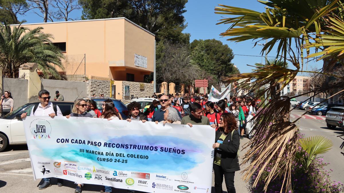 Marcha solidaria por Burjassot.