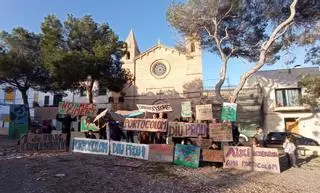 Entidades de Portocolom piden desclasificar un falso urbano para evitar la urbanización en sa Capella