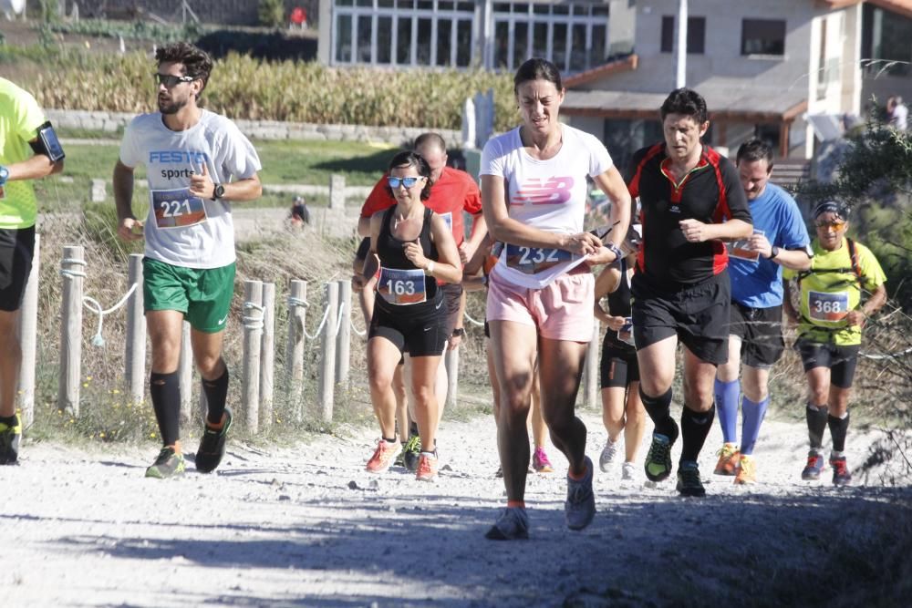 Roberto Riobó y Beatriz Fernández triunfan en la media maratón de la Costa da Vela