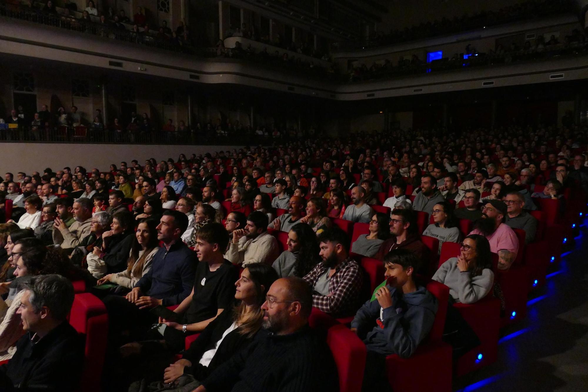 Les rialles entren al Búnquer del Teatre El Jardí de Figueres