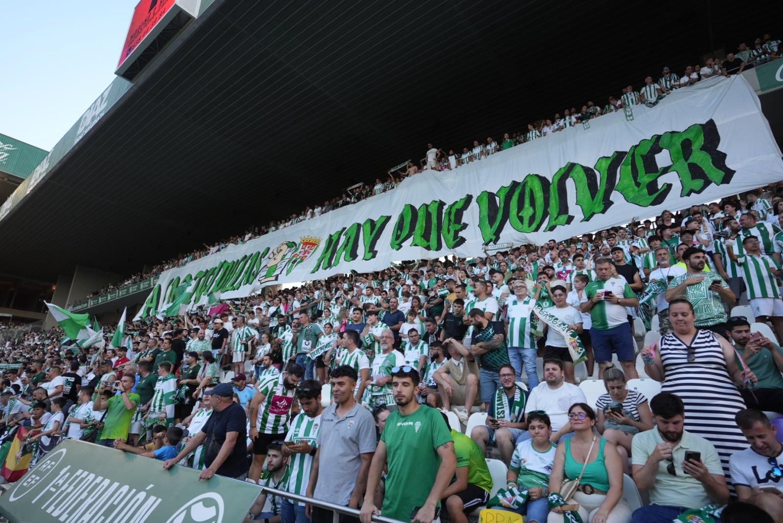Córdoba CF-Barcelona Atlétic | La afición cordobesista, en imágenes