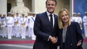 Meloni y Macron muestran compromiso por una Europa más soberana y su apoyo total a Kiev