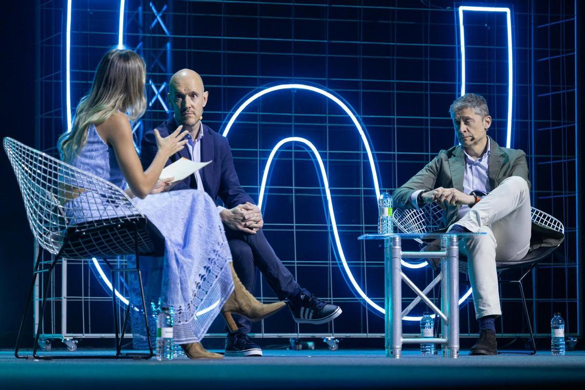 Carlos Arranz (Real Zaragoza) y Nacho Simavilla (Casademont), en su conferencia de The Wave 2026, este jueves.