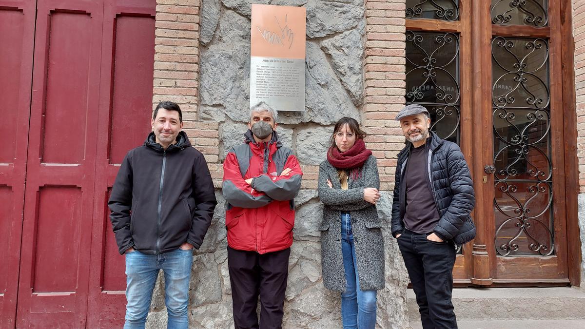 Ivan Sànchez (Alcalde Berga i regidor de Patrimoni Cultural i Museus), Salvador Vinyes (Artista i dissenyador berguedà), Roser Valverde (Regidora de Cultura) i Jaume Capdevila ‘KAP’ (artista i ninotaire berguedà).