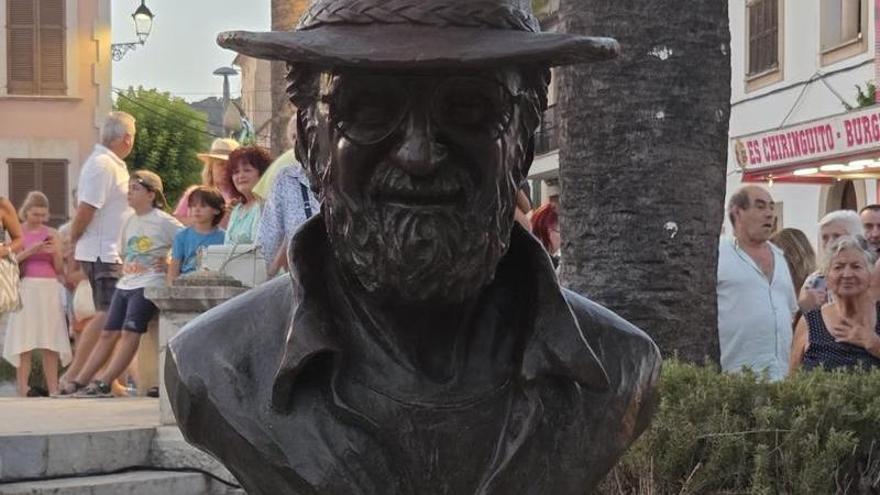 Emotiva presentación del busto de Tomeu Penya en Vilafranca