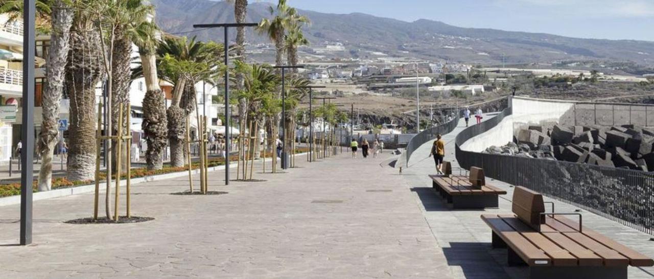 Avenida del Emigrante, en Playa de San Juan (Guía de Isora).