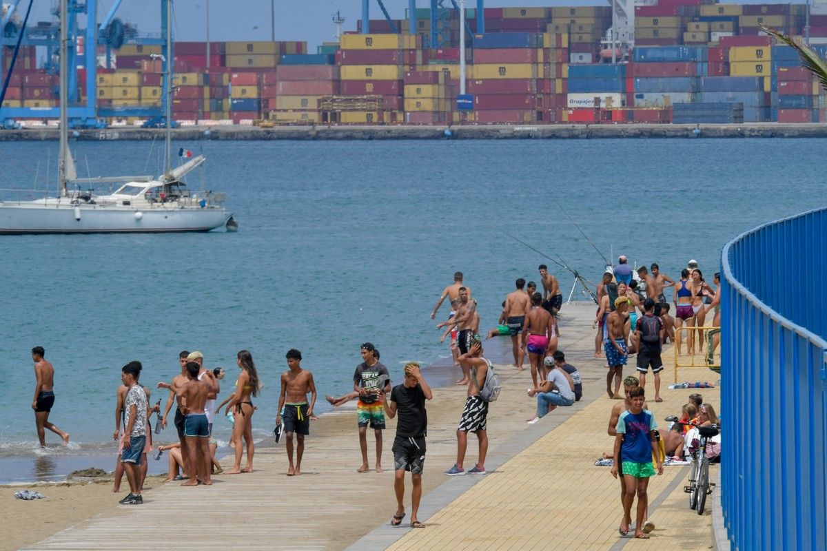 Domingo en playas de la capital grancanaria