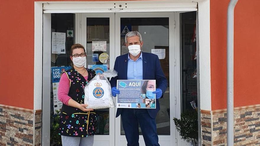 Pilar de la Horadada distribuye 35.000 mascarillas y cubre a toda su población con dos unidades por persona