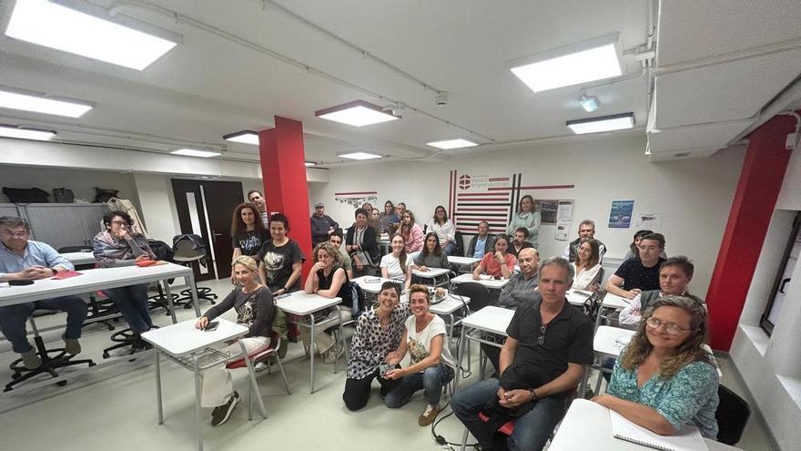 El teatro Riera de Villaviciosa acoge una jornada sobre la aplicación de la Inteligencia Artificial a la vida cotidiana