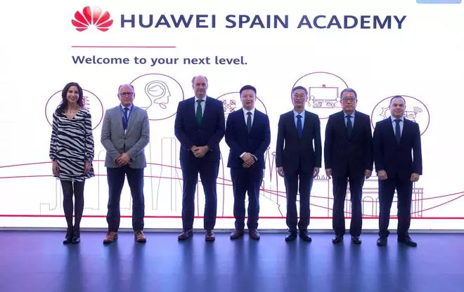 Nace Huawei Spain Academy, la escuela de los próximos profesionales digitales