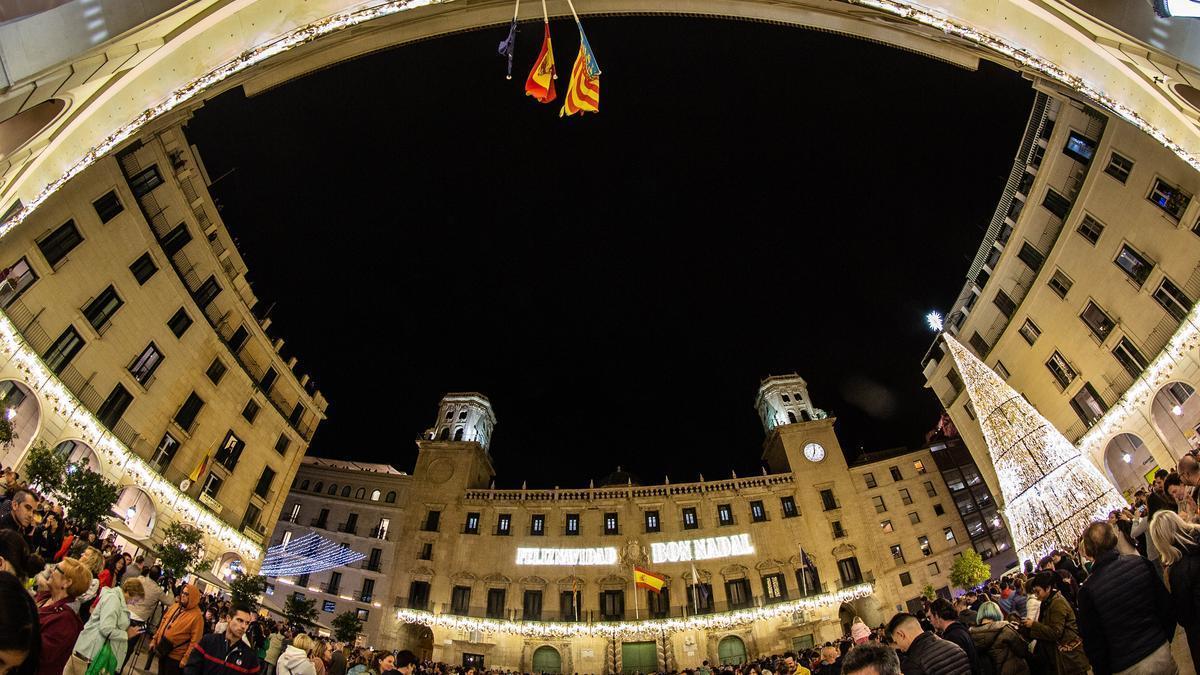 Alicante enciende la Navidad.