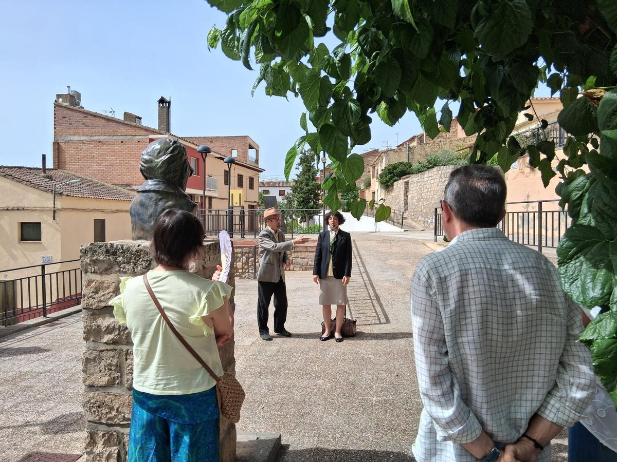 Visita teatralizada del paseo de Sender por Chalamera este mes de junio.