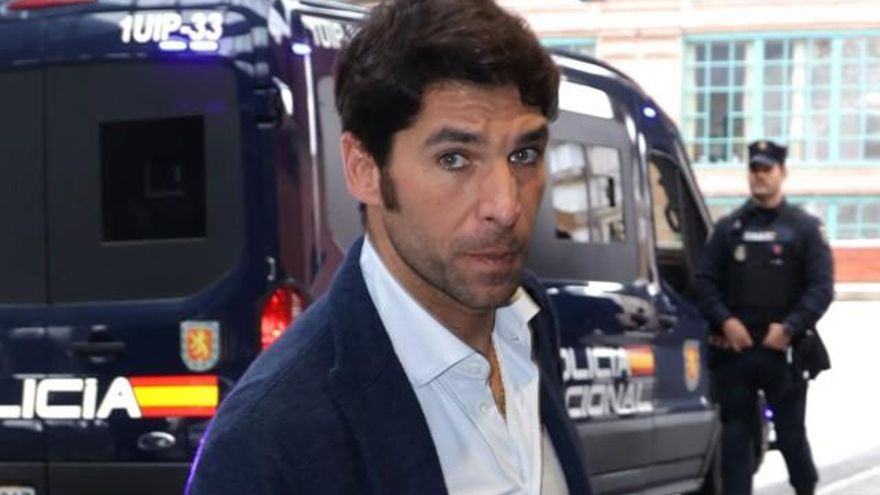 Cayetano Rivera emite un comunicado tras ser detenido por un altercado con la policía: "No ocurrió como se ha insinuado"