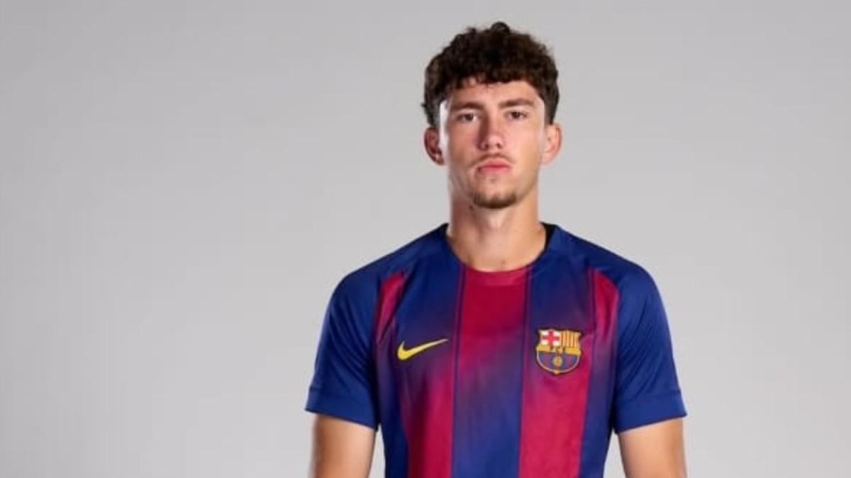 Leo Saca juega en el Juvenil A