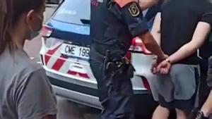 Vídeo | Cop a uns lladres de pisos de Barcelona