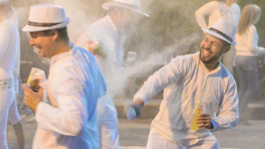 Fiesta sin pausa y para todos este lunes de Carnaval en el Puerto y en Vegueta