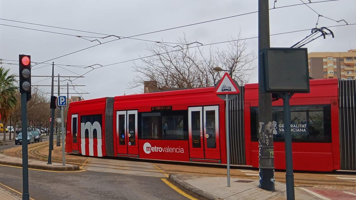 Imagen de archivo de un tranvía circulando