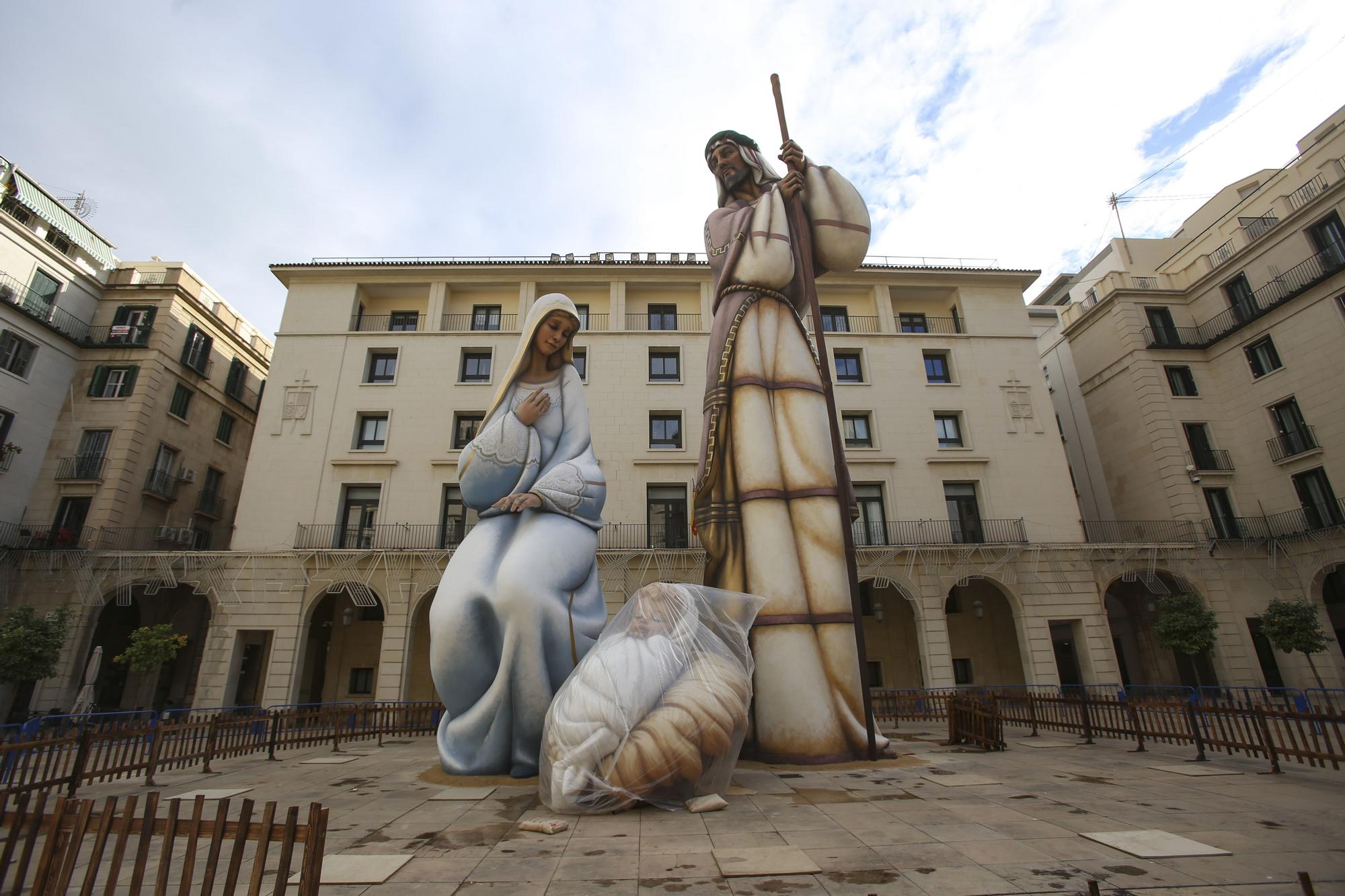 Así luce ya al completo el Belén gigante de Alicante