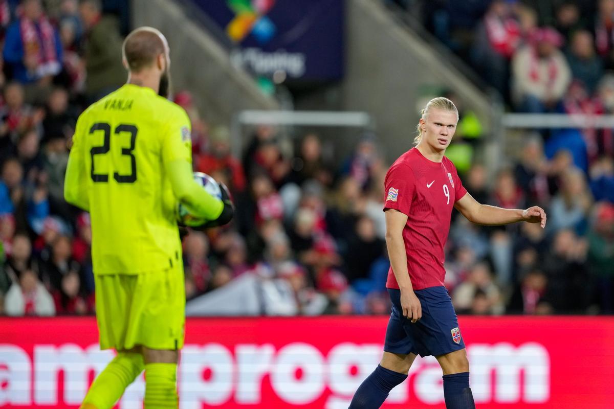 Erling Haaland, en un partido que la selección noruega disputó contra Serbia.