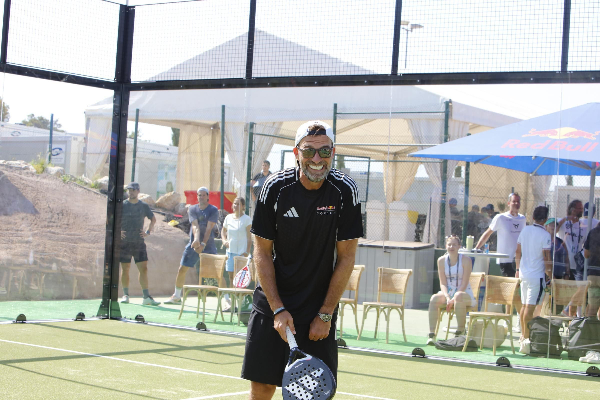 Johannes B. Kerner, Jürgen Klopp und Jens Lehmann duellieren sich auf dem Padel-Platz in Santa Ponça