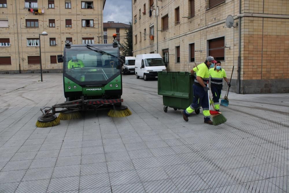 Laviana extrema la limpieza y desinfección.