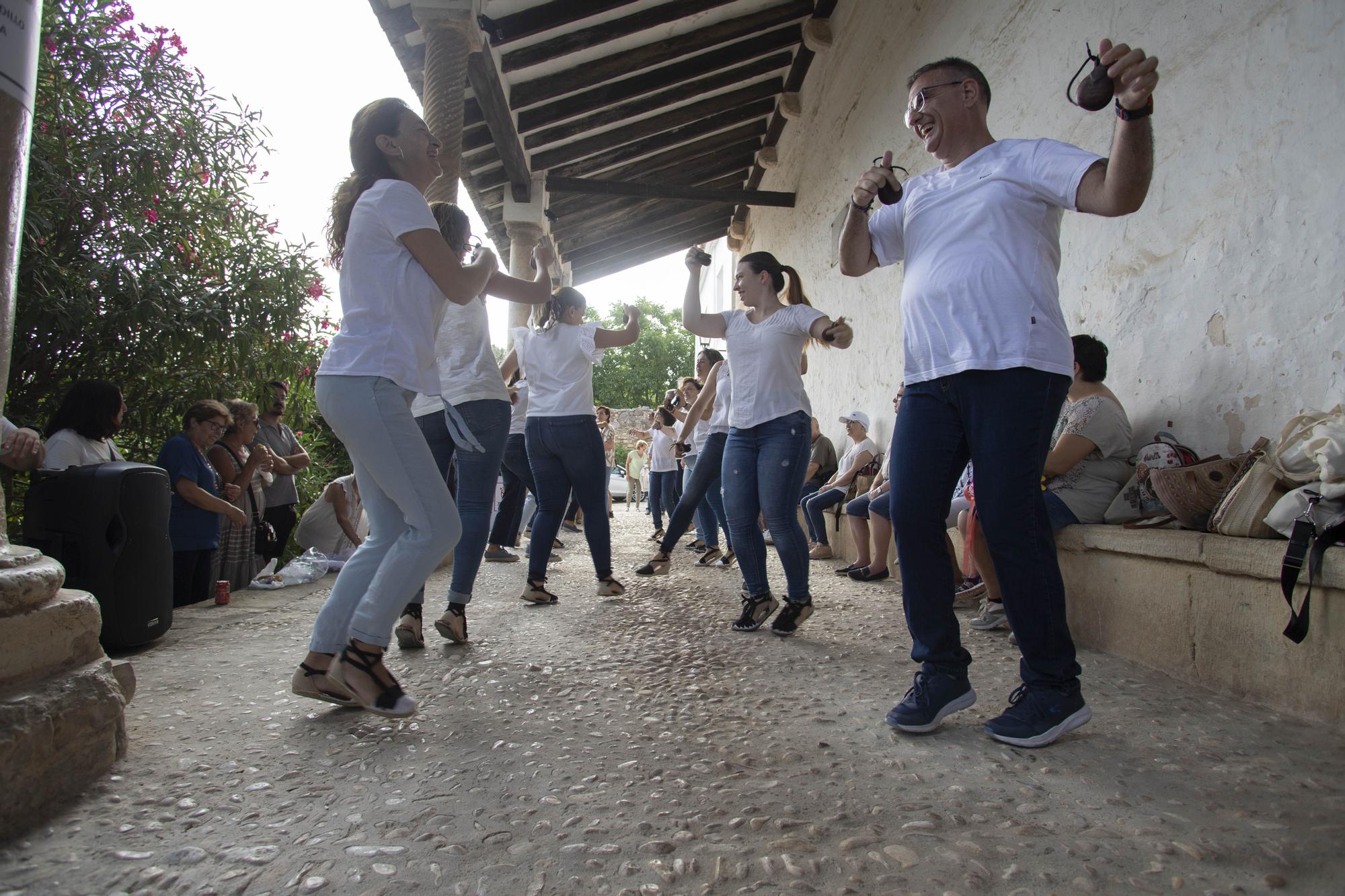 La ermita Sant Feliu de Xàtiva se llena tras dos años sin celebrar su patrón