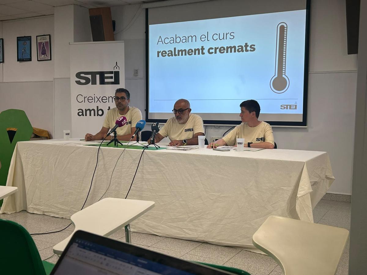 Carmona, Garcia y Bibiloni, este martes en la sede del STEI.