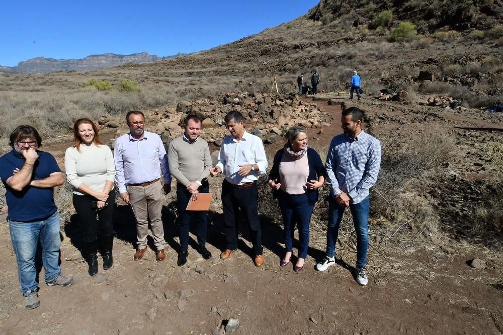 Hallan en La Fortaleza estructuras funerarias desconocidas en Canarias