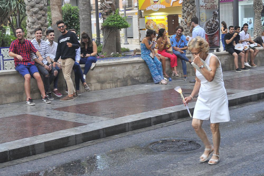 La ciudad inicia su lavado de cara después de las fiestas con el objetivo de recuperar la normalidad a la mayor brevedad posible