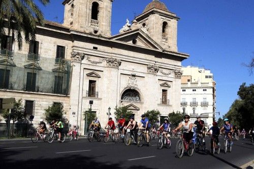 Búscate en nuestra galería del 'Día de la Bicicleta'