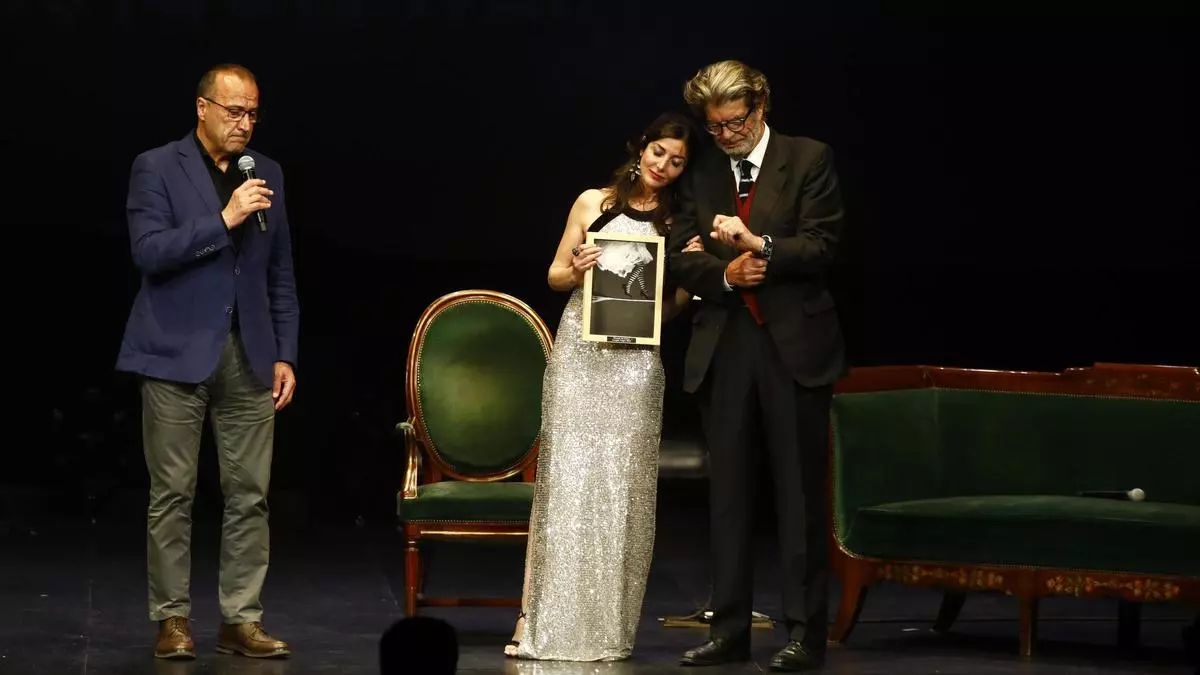 Espido Freire (Premio Aragón Negro de Honor): "Tenemos dos grandes defectos, la banalidad y el narcisismo"