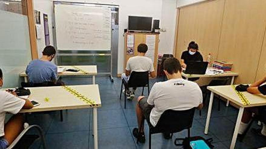 Cae el número de alumnos inscritos en academias de inglés y repaso de Ibiza