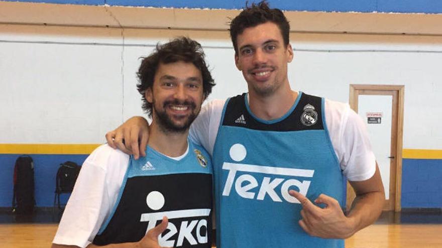 Sergi Llull y Álex Suárez, en su etapa en el Real Madrid.