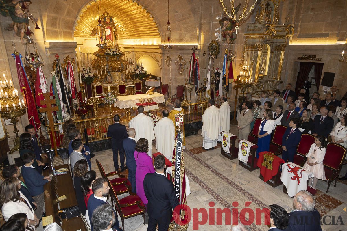 Coronación de los Reyes Cristianos y bendición de banderas del Bando Cristiano en Caravaca