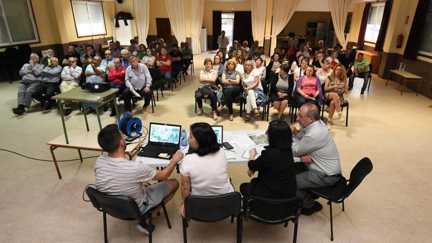 Asamblea de vecinos de Campañó.