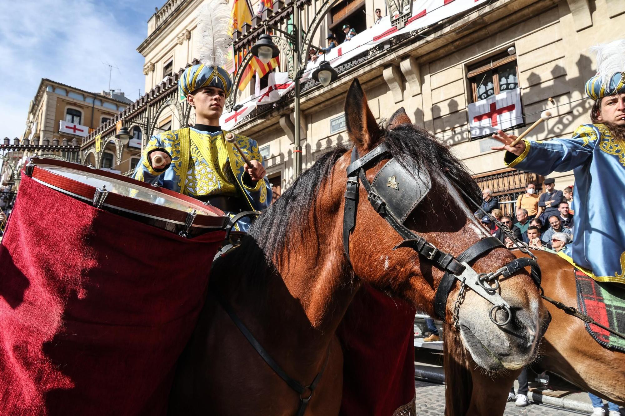 Estalla la batalla en Alcoy