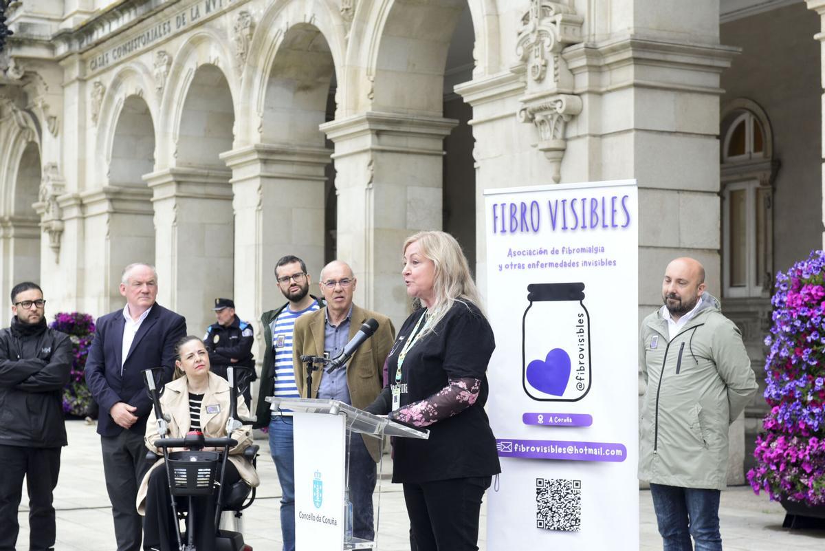 Acto por el Día Mundial de la Fibromialgia en la plaza de María Pita Acto por el Día Mundial de la Fibromialgia en la plaza de María Pita
