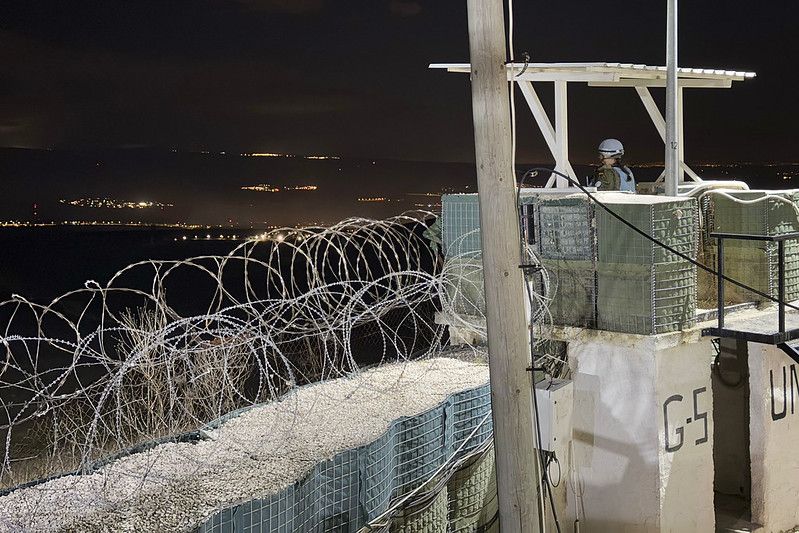 La ministra Robles visita a los soldados de la Brigada X en Líbano