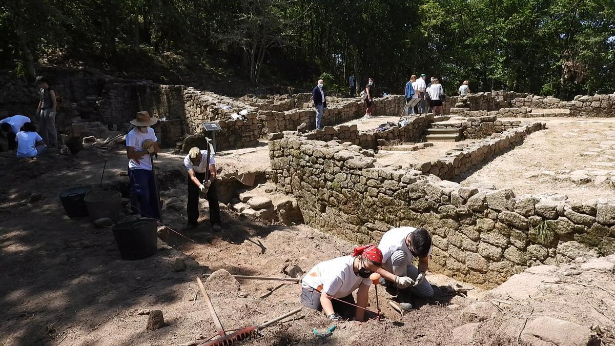 Los alumnos de Historia, de facultades de toda España, trabajarán durante todo el mes en el yacimiento.