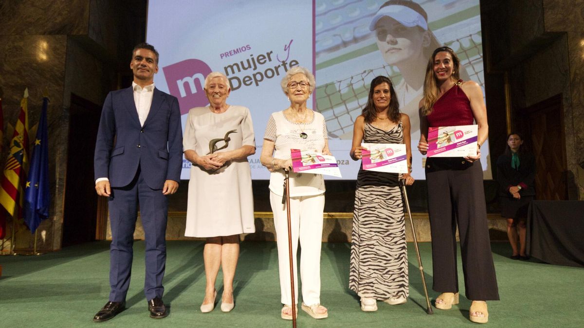 GALA DE PREMIOS MUJER Y DEPORTE EN CAJA RURAL DE ARAGON